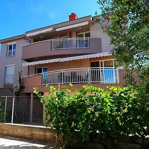 Magdalena Apartament Bibinje